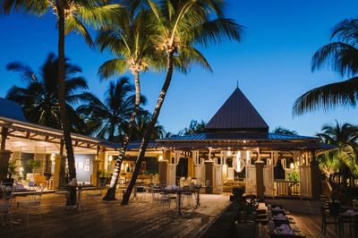 mauritius_hotel_paradise_cove_restavracija_ponoci