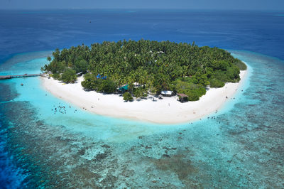 maldivi_bandos_island