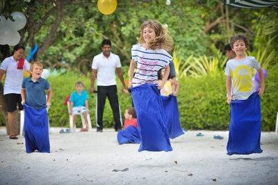 maldivi_bandos_island_otroski_club