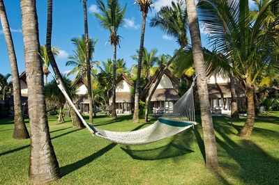 mauritius_la_pirogue_hotel_vrt_pred_bungalovi