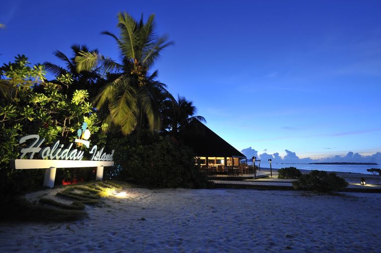 maldivi_holiday_island_otok