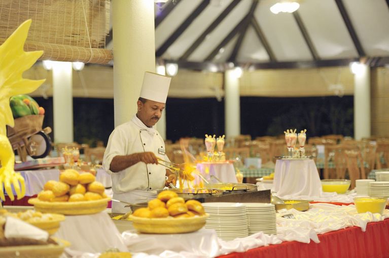 maldivi_holiday_island_restavracija