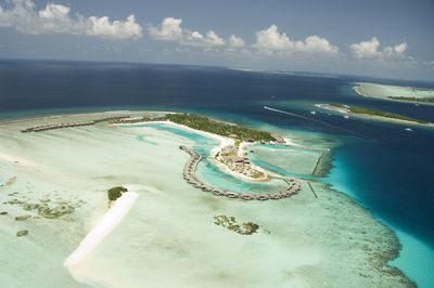 maldivi_chaaya_island_otok-1