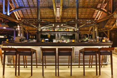 poroka_na_mauritiusu_sands_resort_dolphin_bar